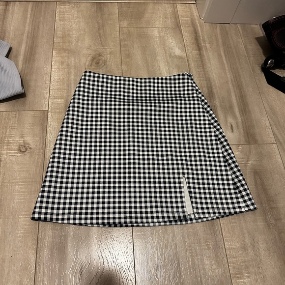 Wilson mini skirt black checked size 2 - Picture 3 of 3